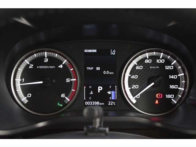 デリカＤ：５ Ｐ　電動ステップレス１１インチナビ全周囲カメラ　１オーナ　Ｂモニター　ミュージックプレイヤー接続可　地デジ　カーテンエアバック　ＬＥＤヘッドランプ　デュアルエアコン　ナビＴＶ　シートヒーター　４ＷＤ　３列（9枚目）