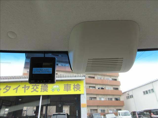 Ｎ－ＢＯＸ Ｇ・ＥＸターボ　Ｈｏｎｄａ　ＳＥＮＳＩＮＧ　純正ナビ・フルセグＴＶ・ＣＤ／ＤＶＤ再生・Ｂｌｕｅｔｏｏｔｈ・Ｒカメラ・ＬＥＤライト・ＥＴＣ・追突軽減ブレーキ・両側電動スライド・Ｆドラレコ・スーパースライドシート・ターボ車（6枚目）