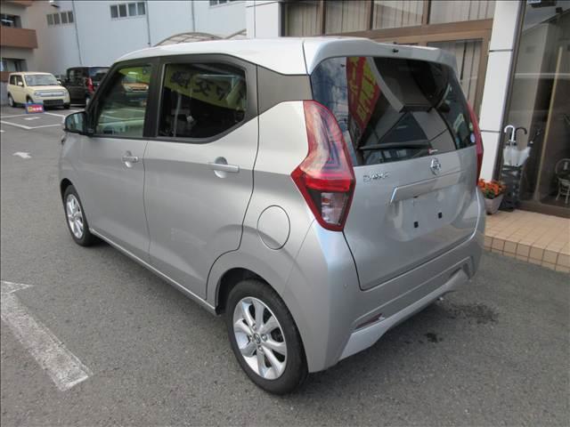 デイズ X 純正9インチナビ・フルセグTV・CD/DVD再生・Bluetooth・全方位モニター・追突軽減ブレーキ・ソナー・ETC・Fドラレコ・ステリモ・オートエアコン(19枚目)