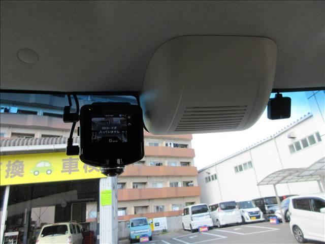 �q���b�Ƃ����������S�̒Ǔ˔�Q�y���u���[�L���h���C�u���R�[�_�[�������Ă���܂��i�O�O��