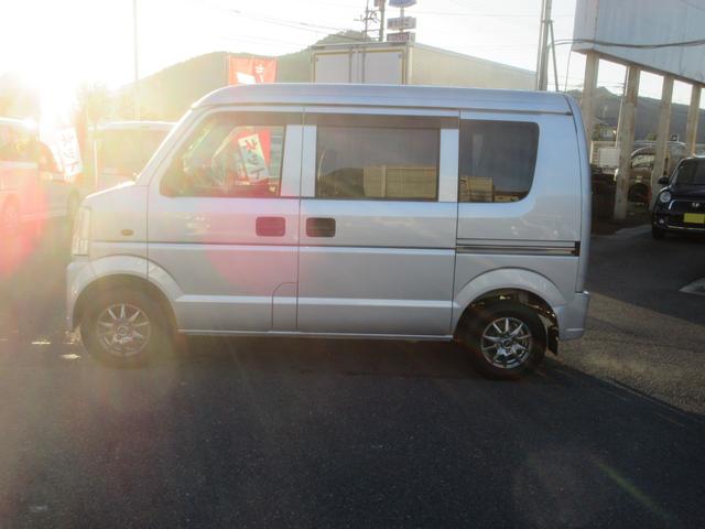 エブリイ ＰＣ　ハイルーフ　４ＷＤ　ＡＴ　キーレス　社外オーディオ　ＰＶガラス　アルミホイール（8枚目）