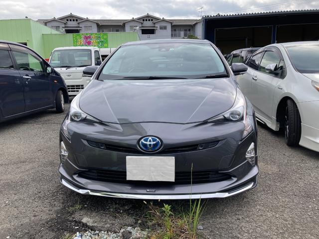 プリウス Ａプレミアム　ツーリングセレクション　ＬＥＤランプ　シートヒーター　純正ナビＴＶＢｌｕｅｔｏｏｔｈ　モデリスタエアロ　ブラインドスポットモニター　バックカメラ（3枚目）