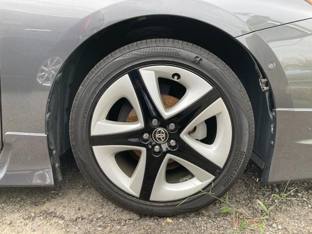 プリウス Ａプレミアム　ツーリングセレクション　ＬＥＤランプ　シートヒーター　純正ナビＴＶＢｌｕｅｔｏｏｔｈ　モデリスタエアロ　ブラインドスポットモニター　バックカメラ（9枚目）