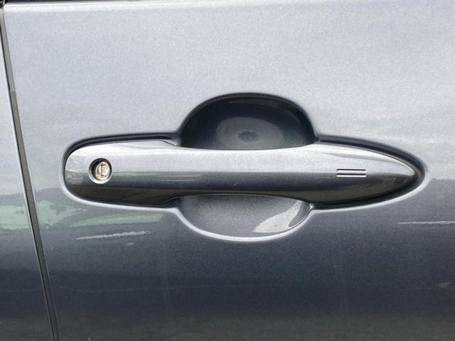 プリウス Ａプレミアム　ツーリングセレクション　ＬＥＤランプ　シートヒーター　純正ナビＴＶＢｌｕｅｔｏｏｔｈ　モデリスタエアロ　ブラインドスポットモニター　バックカメラ（17枚目）