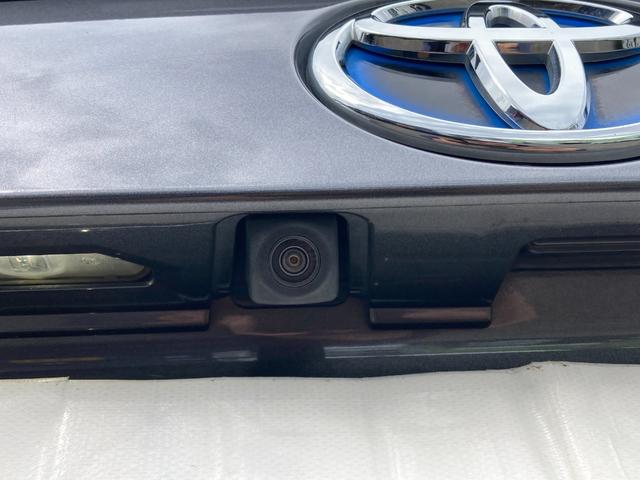 プリウス Ａプレミアム　ツーリングセレクション　ＬＥＤランプ　シートヒーター　純正ナビＴＶＢｌｕｅｔｏｏｔｈ　モデリスタエアロ　ブラインドスポットモニター　バックカメラ（19枚目）