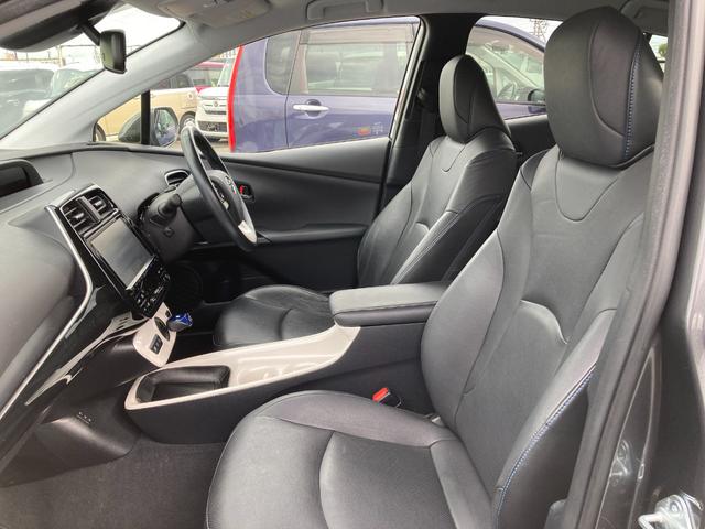 プリウス Ａプレミアム　ツーリングセレクション　ＬＥＤランプ　シートヒーター　純正ナビＴＶＢｌｕｅｔｏｏｔｈ　モデリスタエアロ　ブラインドスポットモニター　バックカメラ（24枚目）