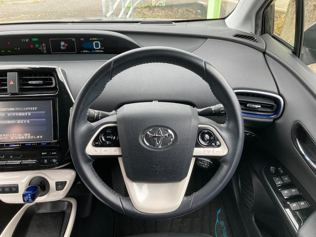 プリウス Ａプレミアム　ツーリングセレクション　ＬＥＤランプ　シートヒーター　純正ナビＴＶＢｌｕｅｔｏｏｔｈ　モデリスタエアロ　ブラインドスポットモニター　バックカメラ（32枚目）