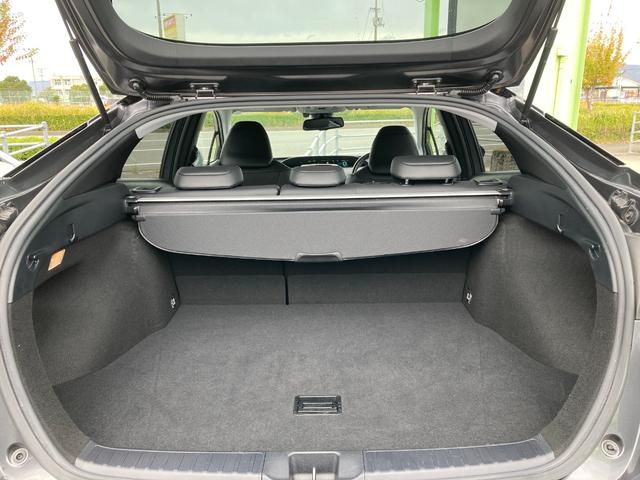 プリウス Ａプレミアム　ツーリングセレクション　ＬＥＤランプ　シートヒーター　純正ナビＴＶＢｌｕｅｔｏｏｔｈ　モデリスタエアロ　ブラインドスポットモニター　バックカメラ（33枚目）