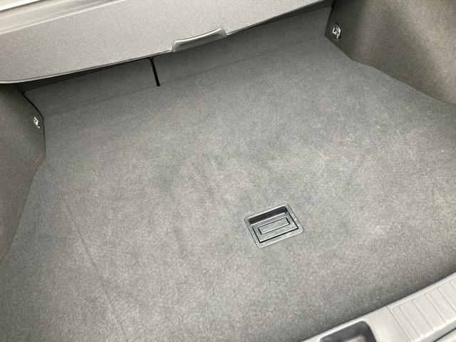 プリウス Ａプレミアム　ツーリングセレクション　ＬＥＤランプ　シートヒーター　純正ナビＴＶＢｌｕｅｔｏｏｔｈ　モデリスタエアロ　ブラインドスポットモニター　バックカメラ（35枚目）