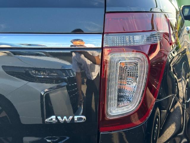 エクスプローラー リミテッド 4WD サンルーフ バック.サイド.フロントカメラ 社外アルミホイール HIDヘッドライト パワーバックドア CD/DVD Bluetooth ETC クルーズコントロール シートヒーター ドラレコ(26枚目)
