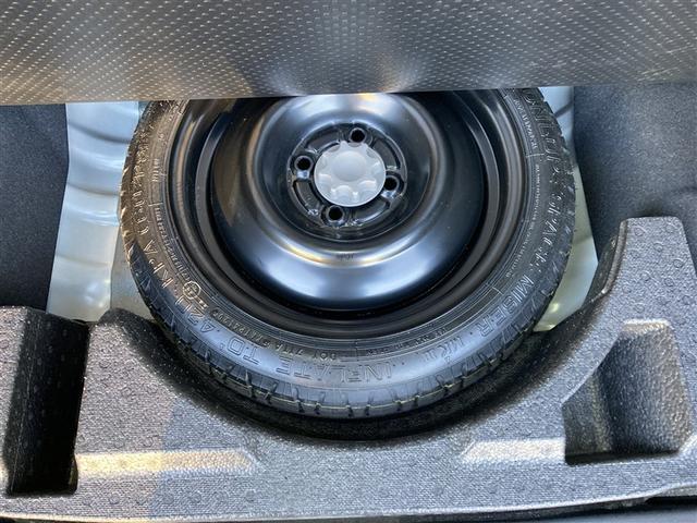 ルーミー カスタムＧ　フルセグ　メモリーナビ　ＤＶＤ再生　バックカメラ　衝突被害軽減システム　ＥＴＣ　ドラレコ　両側電動スライド　ＬＥＤヘッドランプ　ワンオーナー　記録簿　アイドリングストップ（8枚目）