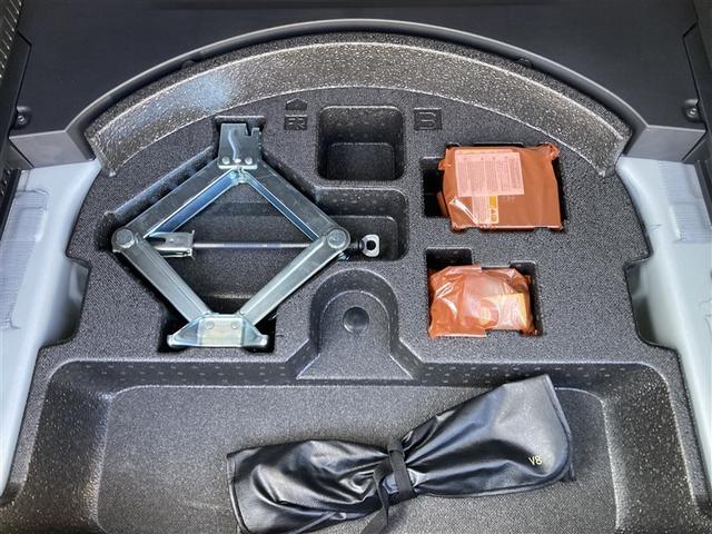 ＲＡＶ４ ハイブリッドＧ　４ＷＤ　フルセグ　メモリーナビ　ＤＶＤ再生　バックカメラ　衝突被害軽減システム　ＥＴＣ　ドラレコ　ＬＥＤヘッドランプ　ワンオーナー（9枚目）