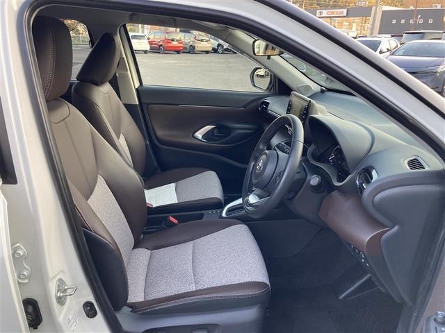 ヤリスクロス ハイブリッドZ ミュージックプレイヤー接続可 バックカメラ 衝突被害軽減システム ETC ドラレコ LEDヘッドランプ ワンオーナー 記録簿(5枚目)