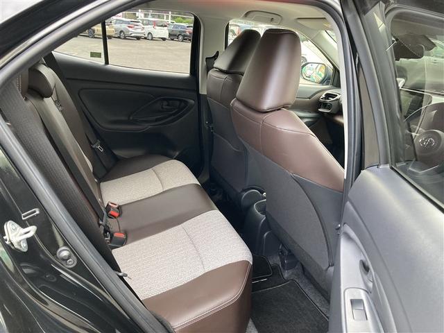 ヤリスクロス Ｚ　ＤＶＤ再生　ミュージックプレイヤー接続可　バックカメラ　衝突被害軽減システム　ＥＴＣ　ドラレコ　ＬＥＤヘッドランプ　ワンオーナー　記録簿（6枚目）