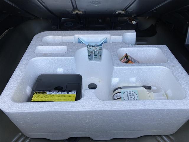 カローラフィールダー ハイブリッドＧ　ダブルバイビー　フルセグ　メモリーナビ　ＤＶＤ再生　バックカメラ　衝突被害軽減システム　ＥＴＣ　ドラレコ　ＬＥＤヘッドランプ　ワンオーナー　記録簿（8枚目）