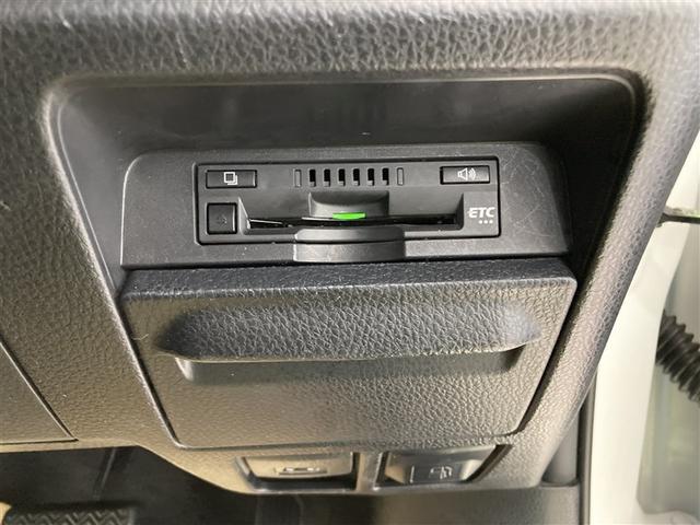 ノア ハイブリッドＧ　ワンセグ　メモリーナビ　バックカメラ　衝突被害軽減システム　ＥＴＣ　ドラレコ　両側電動スライド　ＬＥＤヘッドランプ　乗車定員７人　３列シート　ワンオーナー　記録簿（15枚目）