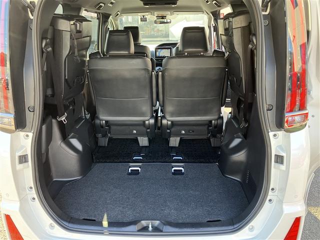 ノア Ｓｉ　ダブルバイビーＩＩ　フルセグ　メモリーナビ　ＤＶＤ再生　後席モニター　バックカメラ　衝突被害軽減システム　ＥＴＣ　ドラレコ　両側電動スライド　ＬＥＤヘッドランプ　ウオークスルー　乗車定員７人　３列シート　ワンオーナー（10枚目）