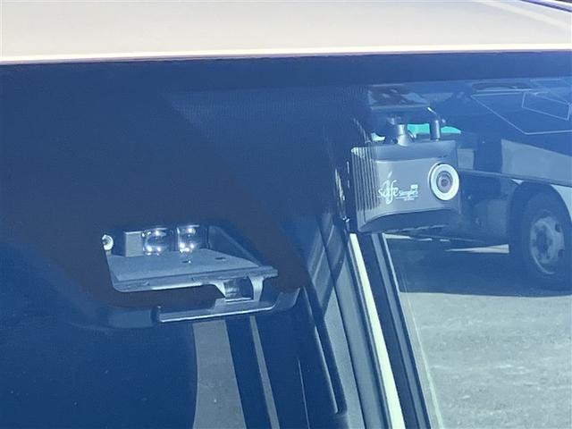 ノア Ｓｉ　ダブルバイビーＩＩ　フルセグ　メモリーナビ　ＤＶＤ再生　後席モニター　バックカメラ　衝突被害軽減システム　ＥＴＣ　ドラレコ　両側電動スライド　ＬＥＤヘッドランプ　ウオークスルー　乗車定員７人　３列シート　ワンオーナー（20枚目）