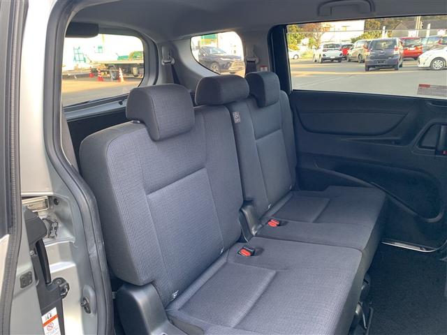 シエンタ Ｇ　フルセグ　メモリーナビ　ＤＶＤ再生　バックカメラ　衝突被害軽減システム　ＥＴＣ　ドラレコ　両側電動スライド　ウオークスルー　乗車定員７人　３列シート　ワンオーナー　記録簿（6枚目）