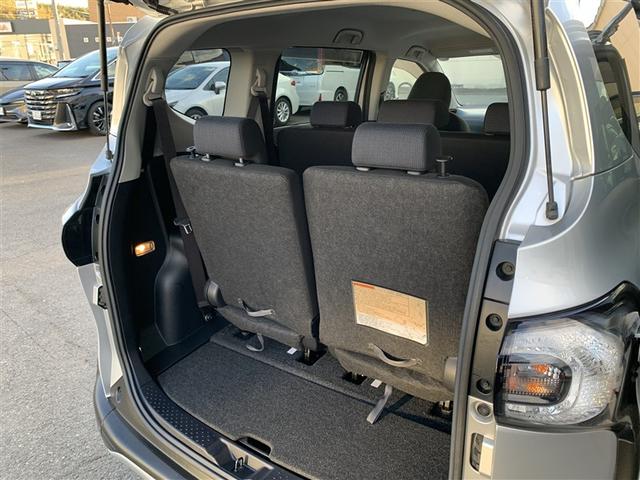 シエンタ Ｇ　フルセグ　メモリーナビ　ＤＶＤ再生　バックカメラ　衝突被害軽減システム　ＥＴＣ　ドラレコ　両側電動スライド　ウオークスルー　乗車定員７人　３列シート　ワンオーナー　記録簿（8枚目）