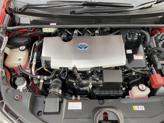 プリウス Ａツーリングセレクション　フルセグ　メモリーナビ　ＤＶＤ再生　バックカメラ　衝突被害軽減システム　ＥＴＣ　ドラレコ　ＬＥＤヘッドランプ　ワンオーナー　記録簿（19枚目）