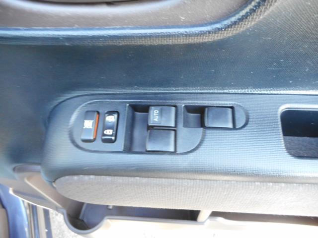 G ETC 電動スライドドア アルミホイール オートライト キーレスエントリー 電動格納ミラー シートヒーター CVT 衝突安全ボディ ABS ESC CD エアコン(5枚目)