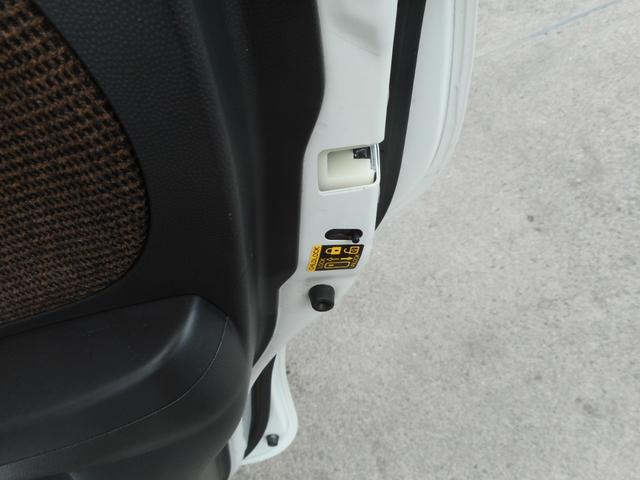 X ETC ナビ スマートキー ベンチシート CVT 盗難防止システム ABS CD アルミホイール 衝突安全ボディ エアコン パワーステアリング(44枚目)