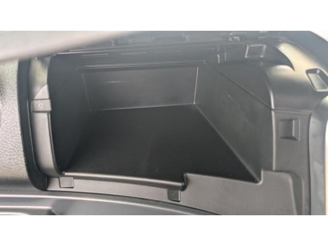 スペーシアカスタム ＸＳ　ＥＴＣ　両側電動スライドドア　ナビ　オートライト　ＨＩＤ　スマートキー　アイドリングストップ　電動格納ミラー　シートヒーター　ベンチシート　ＣＶＴ　盗難防止システム　ＡＢＳ　ＣＤ　ＵＳＢ（43枚目）
