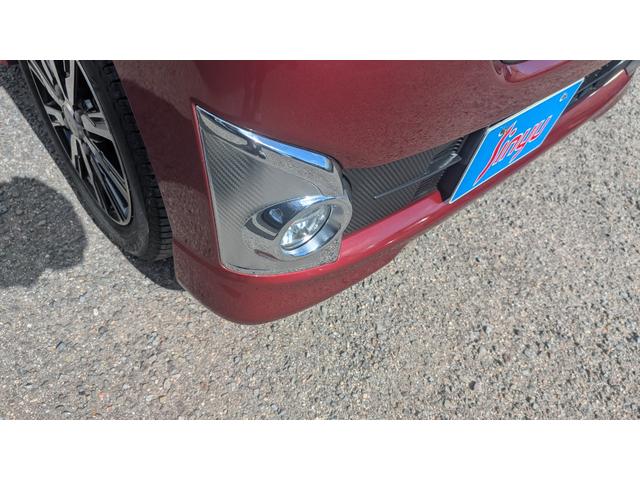タント カスタムＸ　トップエディションＳＡＩＩ　ＥＴＣ　バックカメラ　両側スライド・片側電動　ナビ　衝突被害軽減システム　オートライト　ＬＥＤヘッドランプ　スマートキー　アイドリングストップ　電動格納ミラー　ベンチシート　ＣＶＴ　盗難防止システム（24枚目）