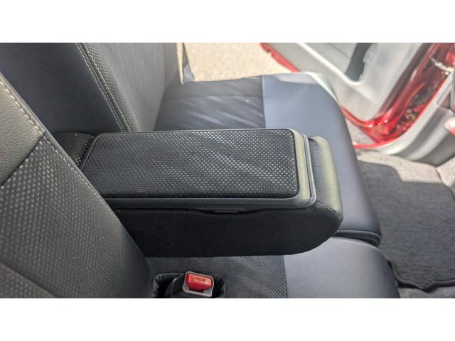 タント カスタムＸ　トップエディションＳＡＩＩ　ＥＴＣ　バックカメラ　両側スライド・片側電動　ナビ　衝突被害軽減システム　オートライト　ＬＥＤヘッドランプ　スマートキー　アイドリングストップ　電動格納ミラー　ベンチシート　ＣＶＴ　盗難防止システム（59枚目）