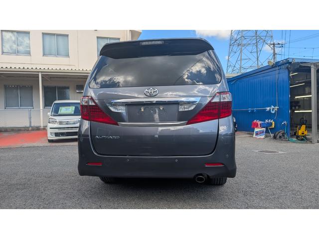アルファード ２４０Ｓ　プライムセレクションＩＩ　ＥＴＣ　バックカメラ　クリアランスソナー　両側電動スライドドア　オートライト　ＨＩＤ　電動リアゲート　スマートキー　電動格納ミラー　後席モニター　３列シート　フルフラット　オットマン　ＣＶＴ（73枚目）