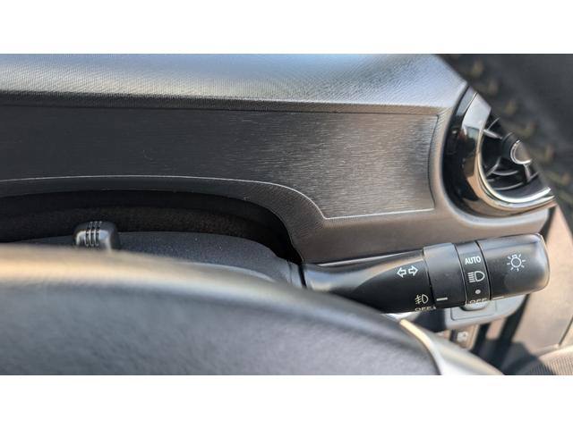 アクア G ETC バックカメラ ナビ オートクルーズコントロール レーンアシスト 衝突被害軽減システム オートマチックハイビーム オートライト スマートキー 電動格納ミラー シートヒーター CVT(6枚目)