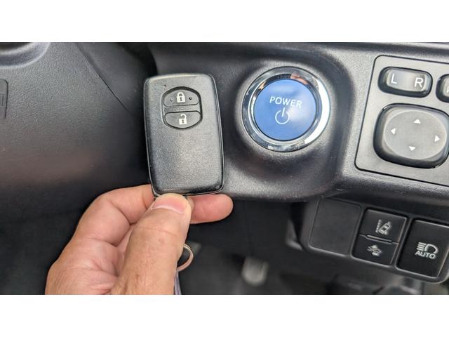 アクア G ETC バックカメラ ナビ オートクルーズコントロール レーンアシスト 衝突被害軽減システム オートマチックハイビーム オートライト スマートキー 電動格納ミラー シートヒーター CVT(7枚目)