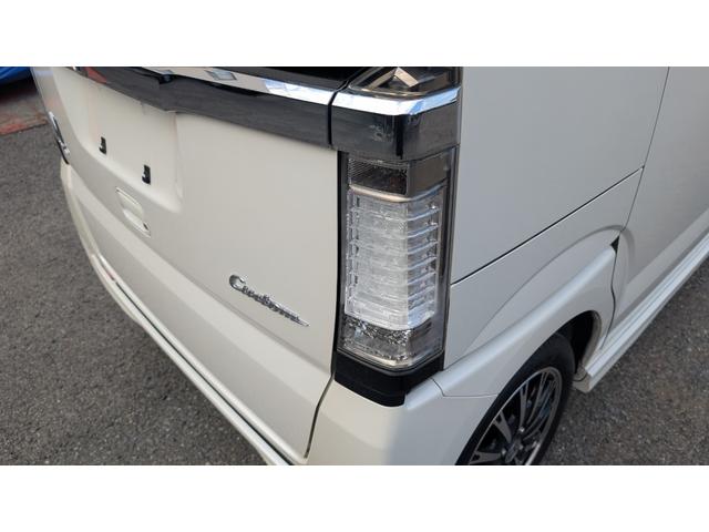 N-BOXカスタム G ターボSSパッケージ ETC バックカメラ 両側電動スライドドア ナビ オートクルーズコントロール オートライト HID スマートキー アイドリングストップ 電動格納ミラー ベンチシート CVT 盗難防止システム(25枚目)