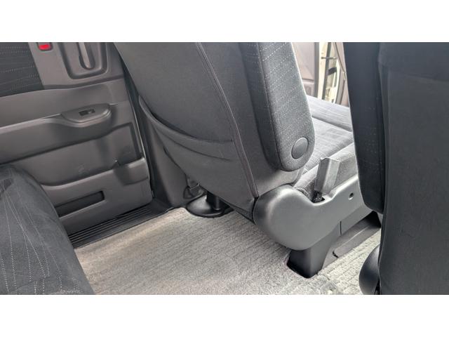 ステップワゴン Ｇ　Ｌパッケージ　ＥＴＣ　バックカメラ　ナビ　両側電動スライドドア　スマートキー　電動格納ミラー　３列シート　ウォークスルー　ＣＶＴ　アルミホイール　ＣＤ　盗難防止システム　衝突安全ボディ　ＡＢＳ　エアコン（48枚目）