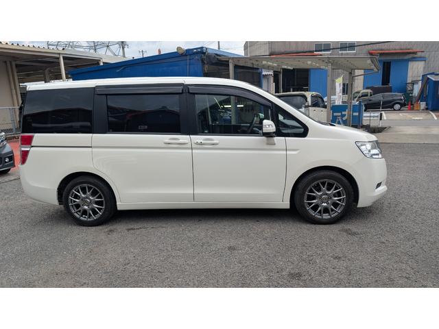 ステップワゴン Ｇ　Ｌパッケージ　ＥＴＣ　バックカメラ　ナビ　両側電動スライドドア　スマートキー　電動格納ミラー　３列シート　ウォークスルー　ＣＶＴ　アルミホイール　ＣＤ　盗難防止システム　衝突安全ボディ　ＡＢＳ　エアコン（73枚目）