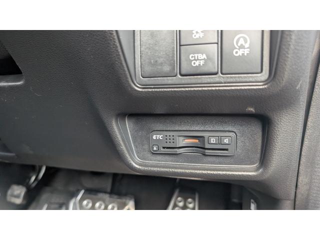 今では必需品のＥＴＣも付いております。高速道路での出入りもスムーズ。渋滞緩和にもなりエコにも繋がります。