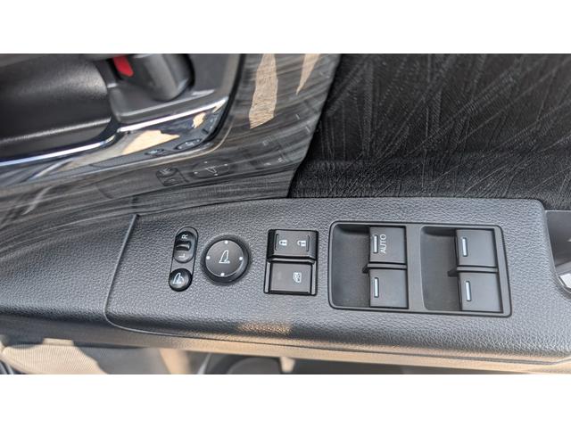 パワーウィンドウ付き☆運転席で全部の窓を開閉することが可能！！快適にドライブをお楽しみいただけます☆