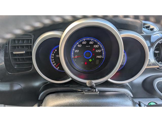 Ｎ－ＢＯＸカスタム Ｇ　ターボＳＳパッケージ　ＥＴＣ　バックカメラ　両側電動スライドドア　ナビ　オートクルーズコントロール　ＨＩＤ　スマートキー　アイドリングストップ　電動格納ミラー　ベンチシート　ターボ　ＣＶＴ　盗難防止システム　ＡＢＳ（4枚目）