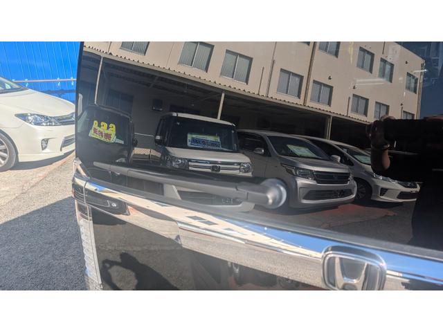 Ｎ－ＢＯＸカスタム Ｇ　ターボＳＳパッケージ　ＥＴＣ　バックカメラ　両側電動スライドドア　ナビ　オートクルーズコントロール　ＨＩＤ　スマートキー　アイドリングストップ　電動格納ミラー　ベンチシート　ターボ　ＣＶＴ　盗難防止システム　ＡＢＳ（51枚目）