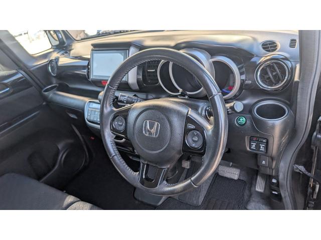 Ｎ－ＢＯＸカスタム Ｇ　ターボＳＳパッケージ　ＥＴＣ　バックカメラ　両側電動スライドドア　ナビ　オートクルーズコントロール　ＨＩＤ　スマートキー　アイドリングストップ　電動格納ミラー　ベンチシート　ターボ　ＣＶＴ　盗難防止システム　ＡＢＳ（55枚目）