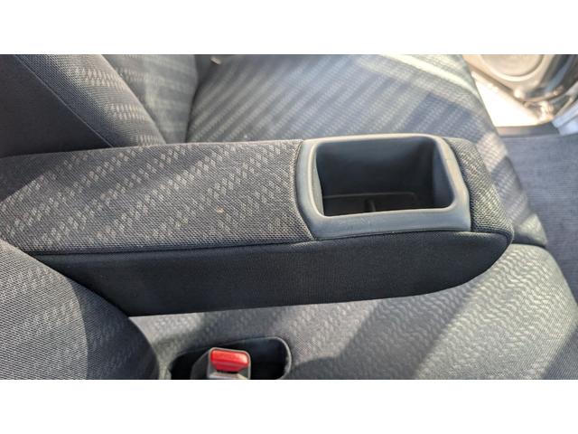 Ｎ－ＢＯＸカスタム Ｇ　ターボＳＳパッケージ　ＥＴＣ　バックカメラ　両側電動スライドドア　ナビ　オートクルーズコントロール　ＨＩＤ　スマートキー　アイドリングストップ　電動格納ミラー　ベンチシート　ターボ　ＣＶＴ　盗難防止システム　ＡＢＳ（59枚目）