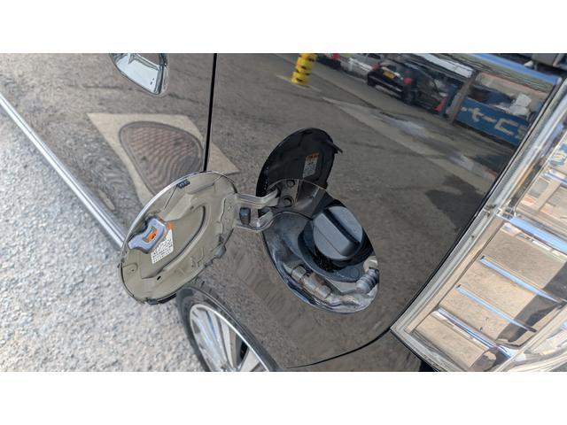 ライフ ディーバ　バックカメラ　ＨＩＤ　スマートキー　電動格納ミラー　ベンチシート　ＡＴ　ＡＢＳ　ＣＤ　ミュージックプレイヤー接続可　アルミホイール　衝突安全ボディ　エアコン　パワーステアリング　パワーウィンドウ（32枚目）