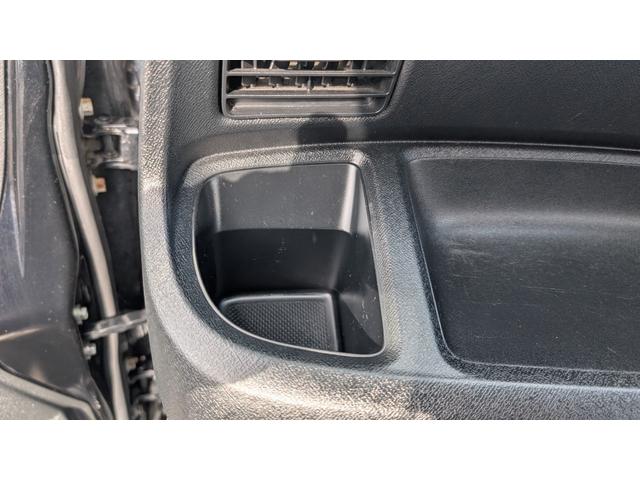 ライフ ディーバ　バックカメラ　ＨＩＤ　スマートキー　電動格納ミラー　ベンチシート　ＡＴ　ＡＢＳ　ＣＤ　ミュージックプレイヤー接続可　アルミホイール　衝突安全ボディ　エアコン　パワーステアリング　パワーウィンドウ（61枚目）