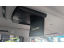２４０Ｓ　プライムセレクションＩＩ　ＥＴＣ　バックカメラ　クリアランスソナー　両側電動スライドドア　オートライト　ＨＩＤ　電動リアゲート　スマートキー　電動格納ミラー　後席モニター　３列シート　フルフラット　オットマン　ＣＶＴ（45枚目）