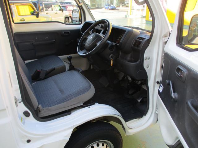 アクティトラック アタック 4WD 5速MT+ウルトラロ-・ウルトラリバ-ス リヤデフロック 荷台ランプ エアコン パワステ エアバック(運転席) AM/FMラジオ(時計)(14枚目)