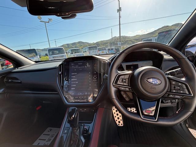 ＷＲＸ Ｓ４ ＳＴＩスポーツＲ　ＥＸ　純正１１．６インチナビ　フルセグ　フロント・サイド・バックカメラ　ＥＴＣ　レカロシート　ＳＴＩエアロパッケージ　クルーズコントロール　衝突軽減ブレーキ　スマートキー（10枚目）