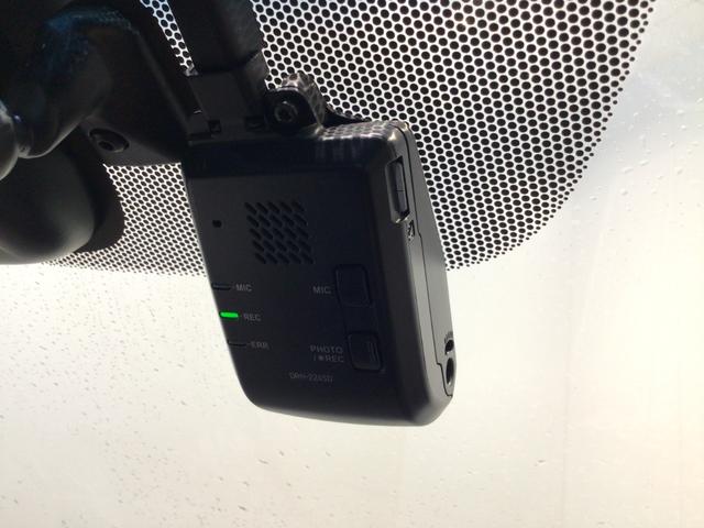 フリード+ クロスターブラックスタイル デモカーUP・LED・ディスプレイオーディオ・純正ドラレコ・純正AW・ETC(5枚目)