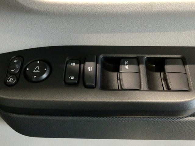 Ｎ－ＢＯＸ ベースグレード　デモカーＵＰ・ホンダＣＯＮＮＥＣＴ・ＬＥＤ・フルセグ・純正ＡＷ・ＥＴＣ（31枚目）