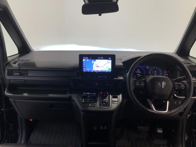 ステップワゴン ｅ：ＨＥＶスパーダ　デモカーＵＰ・ＬＥＤ・フルセグ・純正ＡＷ・ホンダＣＯＮＮＥＣＴ・ＥＴＣ（16枚目）